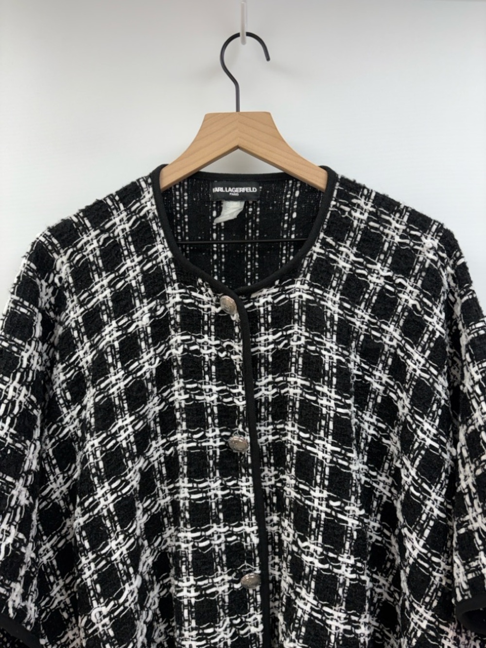 Karl Lagerfled Tweed Plaid Oversized Button-Up Poncho Knit Sweater Black OS - Picture 3 of 7